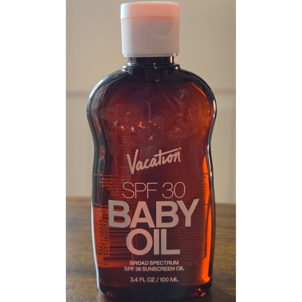 Vacation SPF 30 Baby Oil Broad Spectrum Sunscreen Oil 3.4 fl oz 100 ml